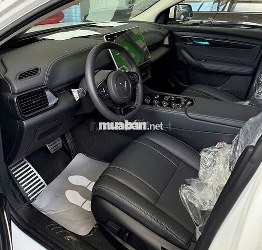 Vinfast VF8 Eco 2022 Trắng Cực Đẹp