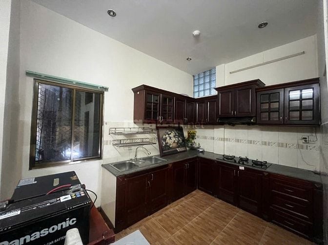 Bán nhà 4 tầng hẻm xe hơi phường Cầu Kho, Quận 1