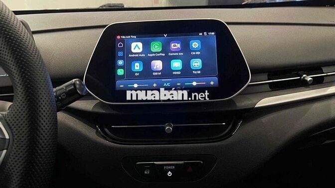 Vinfast VF5 Plus giá nhỉnh hơn VF3 một chút