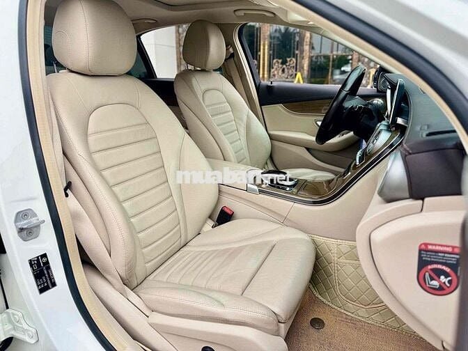 Mercedes Benz C Class C250 Exclusive 2015