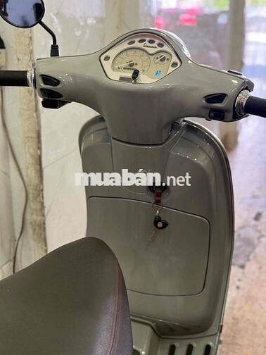 Piaggio Vespa LX125 3Vie Đời 2014 . BSTP