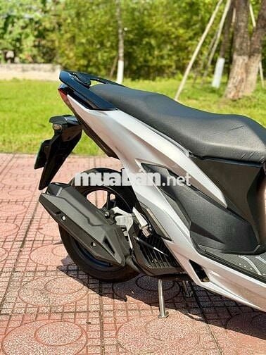 Vario 150 Bs 94 dk 2021 màu bạc poscher đẹp keng