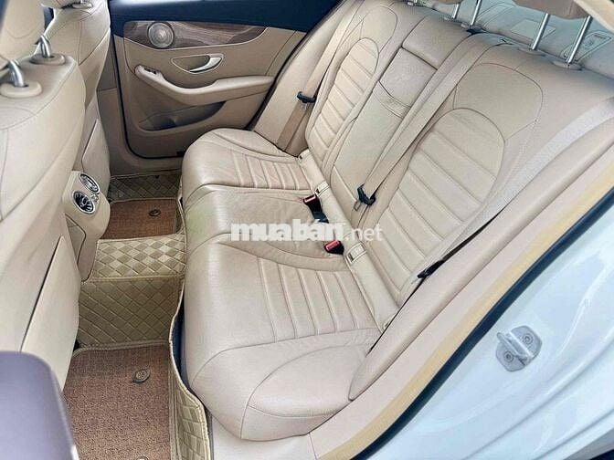 Mercedes Benz C Class C250 Exclusive 2015