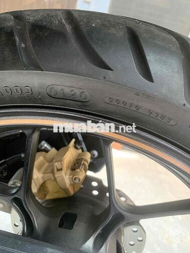 Cần bán winne x 2020