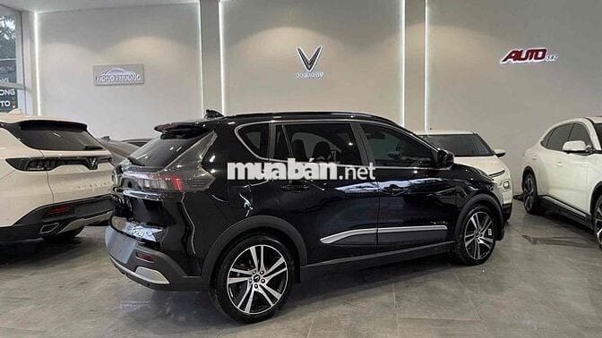 Vinfast xe điện VF e34 xe sơn zin cả xe