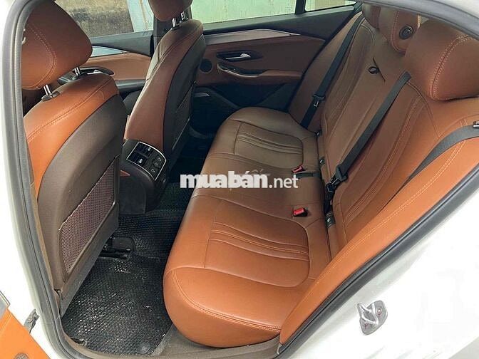 VinFast Lux A2.0 2022 Premium