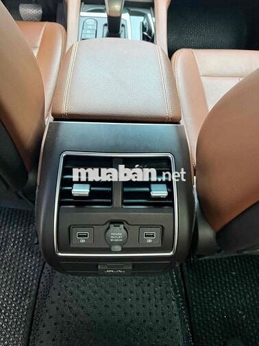 VinFast Lux A2.0 2022 Premium