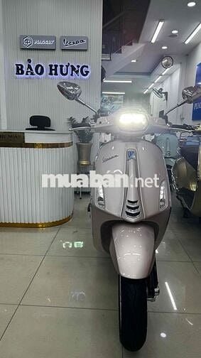 Vespa Sprint Hồng Porsche Mới như xe hãng 4300km
