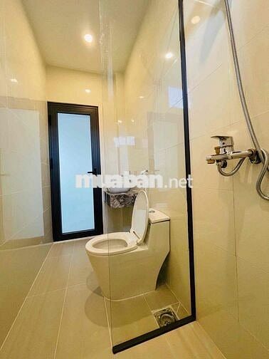 Bán nhà lầu đẹp ngay chợ Tân Vạn dọn vào ở ngay