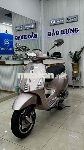 Vespa Sprint Hồng Porsche Mới như xe hãng 4300km