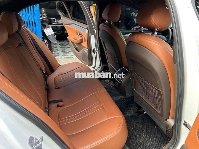 VinFast Lux A2.0 2022 Premium