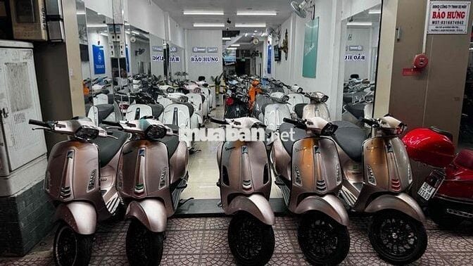 Vespa Sprint Vàng đồng TFT & Hồng Poecher