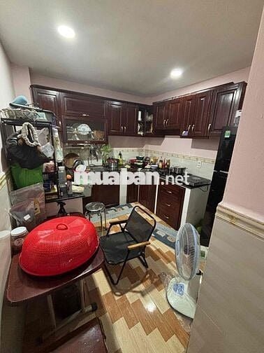 Bán nhà hẻm xe hơi cách trường đại học NTT 2km