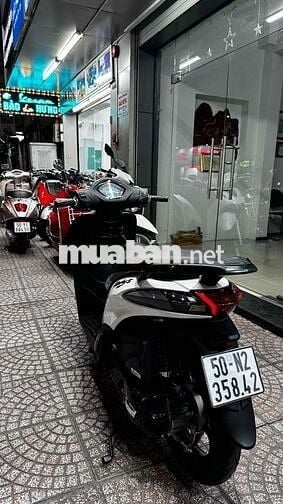 Libety Trắng Đen Spot 2022 ngay chủ công chứng