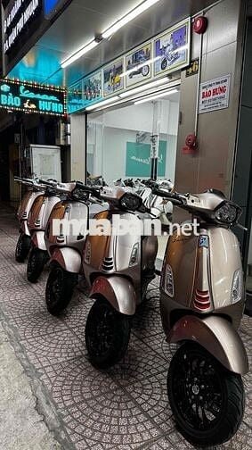 Vespa Sprint Vàng đồng TFT & Hồng Poecher