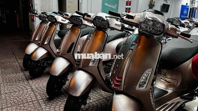 Vespa Sprint Vàng đồng TFT & Hồng Poecher