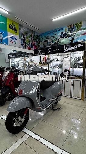 Vespa Gts xám si măng 2022 ngay chủ xe siêu đẹp