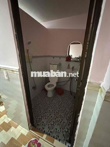 Bán nhà hẻm xe hơi cách trường đại học NTT 2km