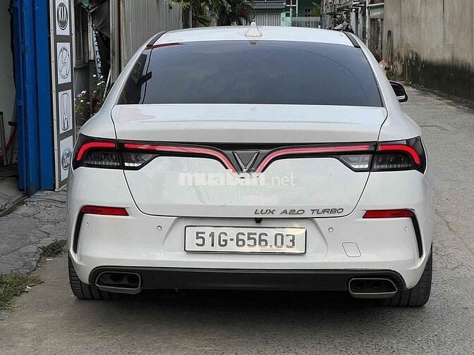 VinFast Lux A2.0 2022 Premium