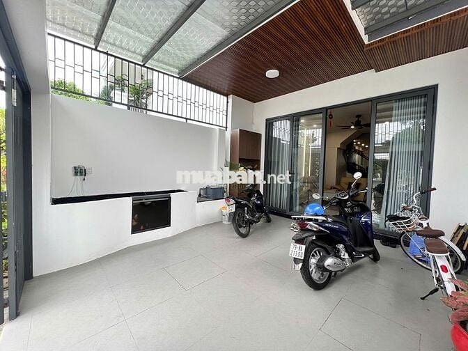 CHO THUÊ NHÀ MỚI XÂY SIÊU ĐẸP 3 PHÒNG NGỦ FULL NỘI THẤT KHU MỸ GIA