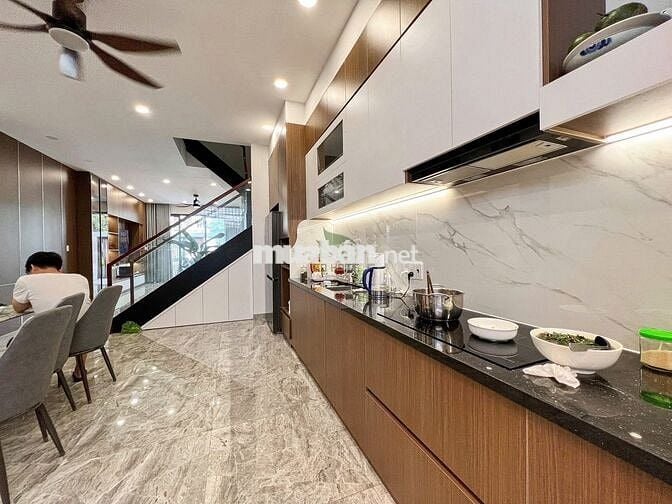 CHO THUÊ NHÀ MỚI XÂY SIÊU ĐẸP 3 PHÒNG NGỦ FULL NỘI THẤT KHU MỸ GIA