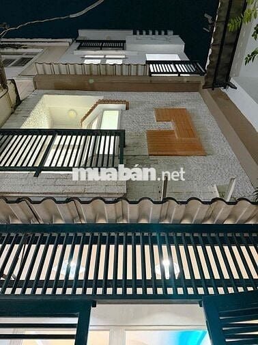 Cần Bán Gấp Căn Nhà Phú Nhuận , Đường Hoa