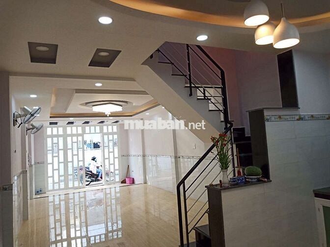 Nhà mới 4,5m x 14m 1trệt 1 lầu chính chủ