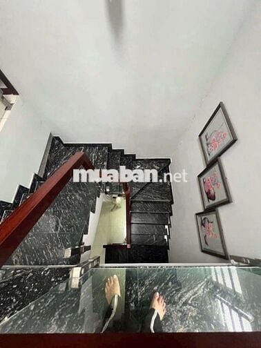 BÁN NHÀ TRUNG TÂM LÁI THIÊU ,TP HCM