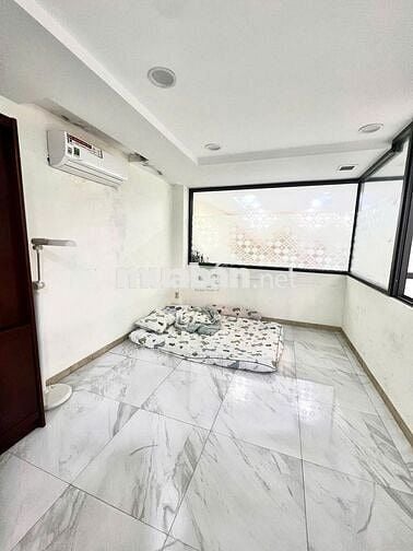 CHO THUÊ NHÀ KINH DOANH 3 TẦNG RỘNG 190M2/SÀN NGAY NGÃ TƯ COOPMART