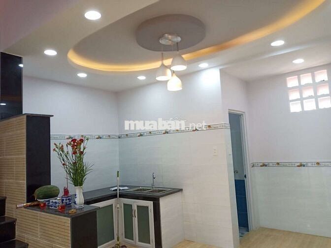 Nhà mới 4,5m x 14m 1trệt 1 lầu chính chủ