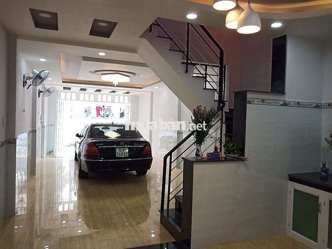 Nhà mới 4,5m x 14m 1trệt 1 lầu chính chủ