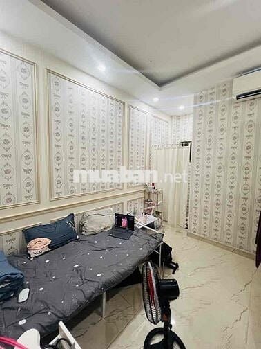 NHÀ ĐẸP HIẾM CÓ 5 TẦNG TRUNG TÂM QUẬN 10 CẠNH ĐẠI HỌC KINH TẾ