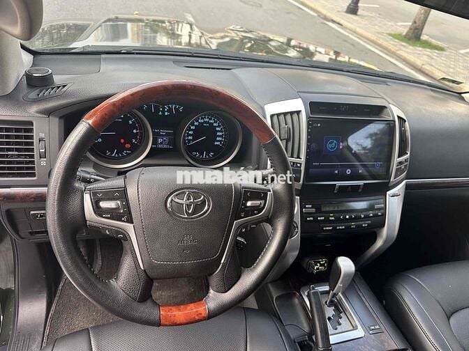 Toyota Land Cruiser 2011 - 170000 km