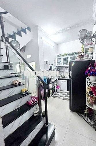 Hẻm xe hơi, Nguyễn Tư Giản, 45,5m, 2 tầng, 3pn, giá 5 tỷ 9