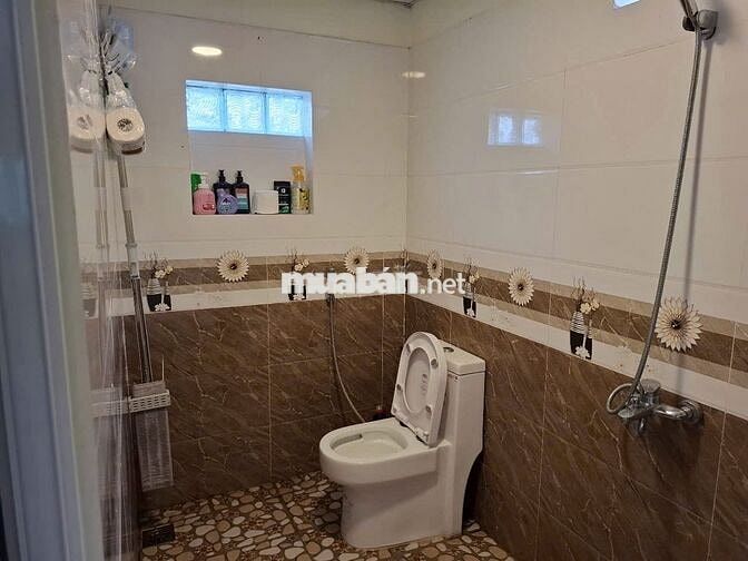 BÁN NHÀ NGHỈ DƯỠNG VIEW HỒ – 3000 M² TẠI BA VÌ, HÀ NỘI