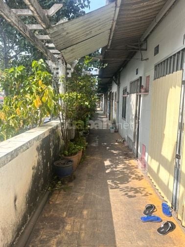 Chung cư thang bộ lầu 3 , mặt tiền đường trần phú 