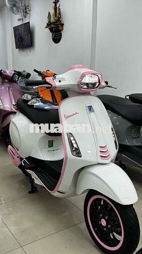 Vespa Sprint S125 Trắng hồng 1 chủ T8/2024