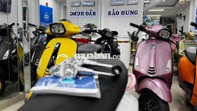 Vespa Sprint S125 Trắng hồng 1 chủ T8/2024