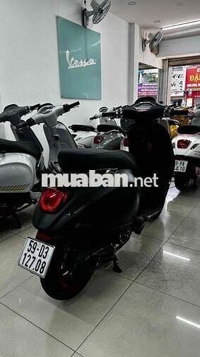 Vespa Sprint 2022 Đen Nhám chính chủ công chứng