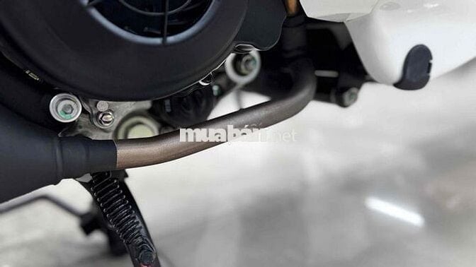 Vespa Sprint S125 Trắng hồng 1 chủ T8/2024