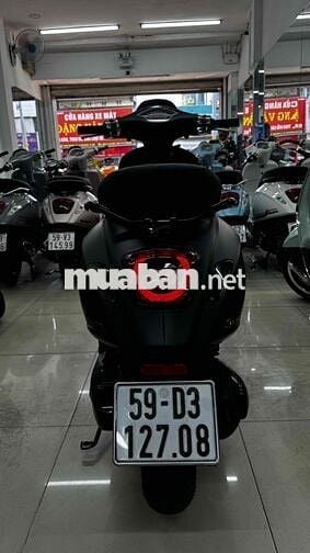 Vespa Sprint 2022 Đen Nhám chính chủ công chứng