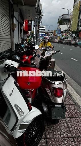 Vespa Sprint S125 Trắng hồng 1 chủ T8/2024