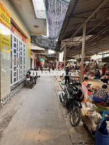 Nhà Bán-Cho Thuê 1 Lầu, 2 Phòng Ngủ, 2 Toilet Bên Trong Chợ Phú Điền.