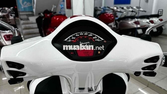 Siêu Phẩm GTS odo chỉ 568km ngay chủ mua mới  2023