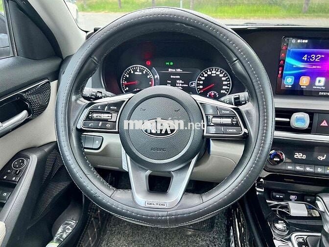 Kia Seltos 2021 1.4 DCT Premium - 53000 km