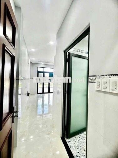 Cho thuê nhà khu Tên Lửa, MT đường Tên Lửa, DT 4 x 21m, 3.5 tấm, giá