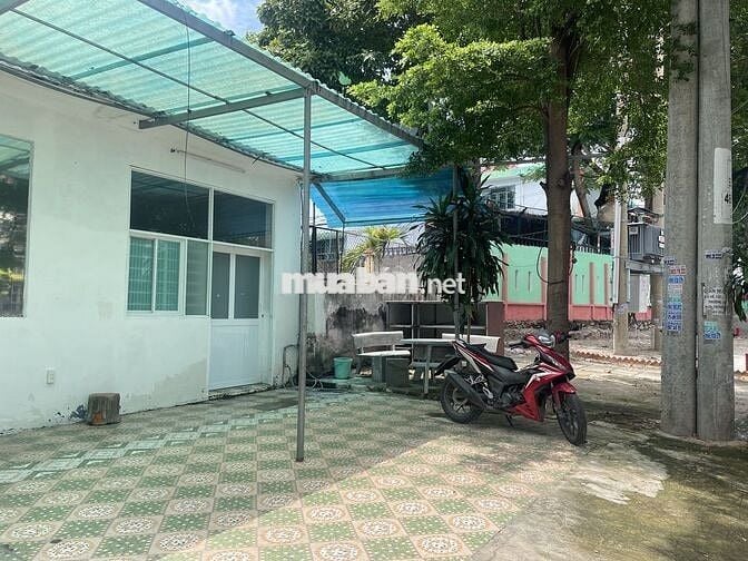 Cho Thuê Mặt Bằng Gần Trường Tiểu Học Chí Linh