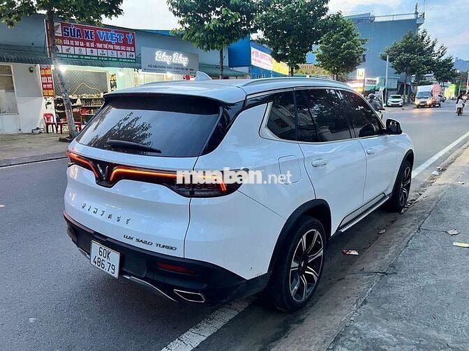 VinFast Lux SA 2.0 Turbo 2021 Premium - Chính chủ