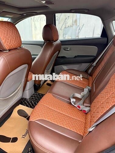 Hyundai Avante 2011 1.6 AT - 128000 km