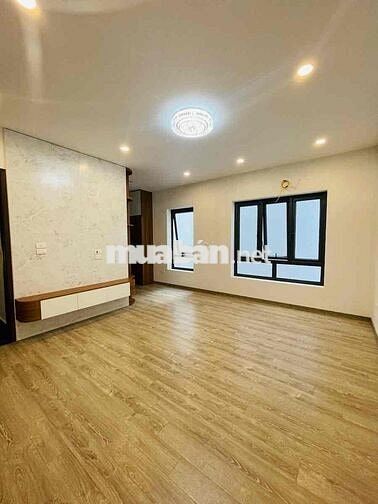 SIÊU HIẾM: NHÀ LẠC LONG QUÂN – TÂY HỒ -Ô TÔ QUA NHÀ – NGÕ NÔNG